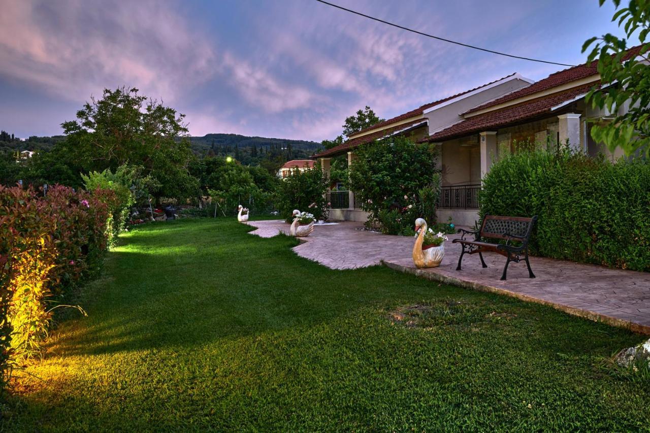 Villa Sandra Litheres Экстерьер фото
