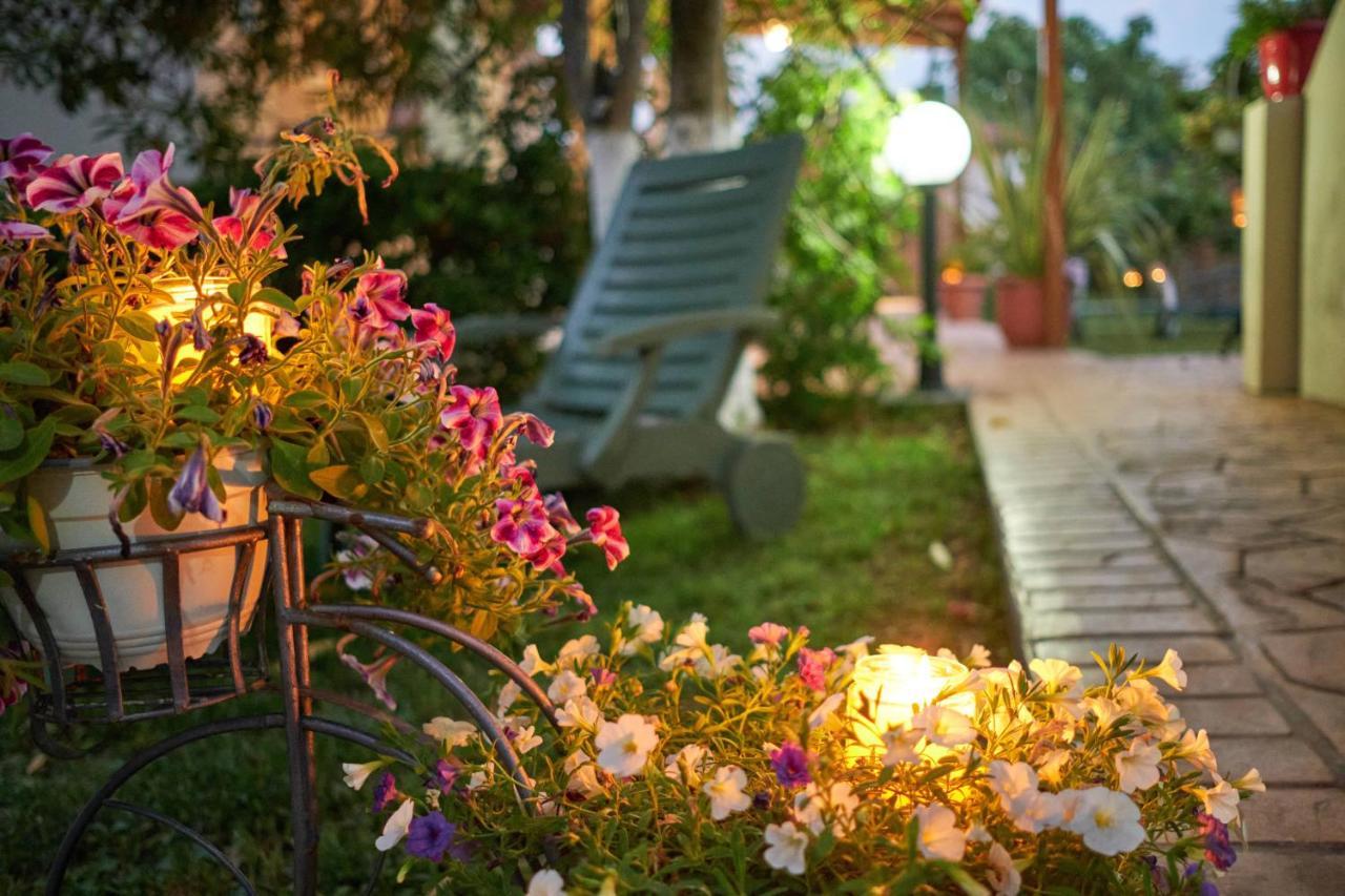 Villa Sandra Litheres Экстерьер фото